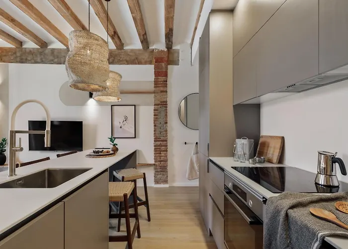 Minchin - 1 Bedroom, Balcony And Pool In Poblenou Apartamento