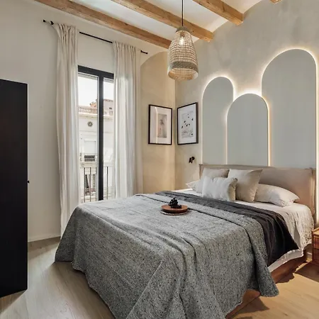 Minchin - 1 Bedroom, Balcony And Pool In Poblenou *