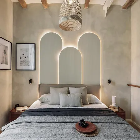 Minchin - 1 Bedroom, Balcony And Pool In Poblenou